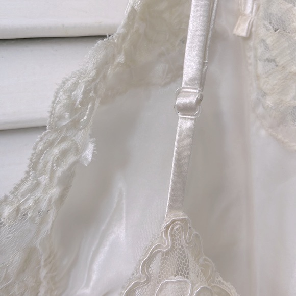 Victoria’s Secret Nightie - Picture 10 of 11